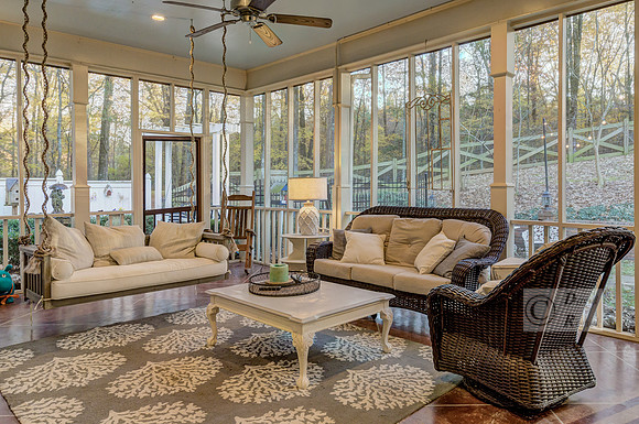 25 Screened-in Porch